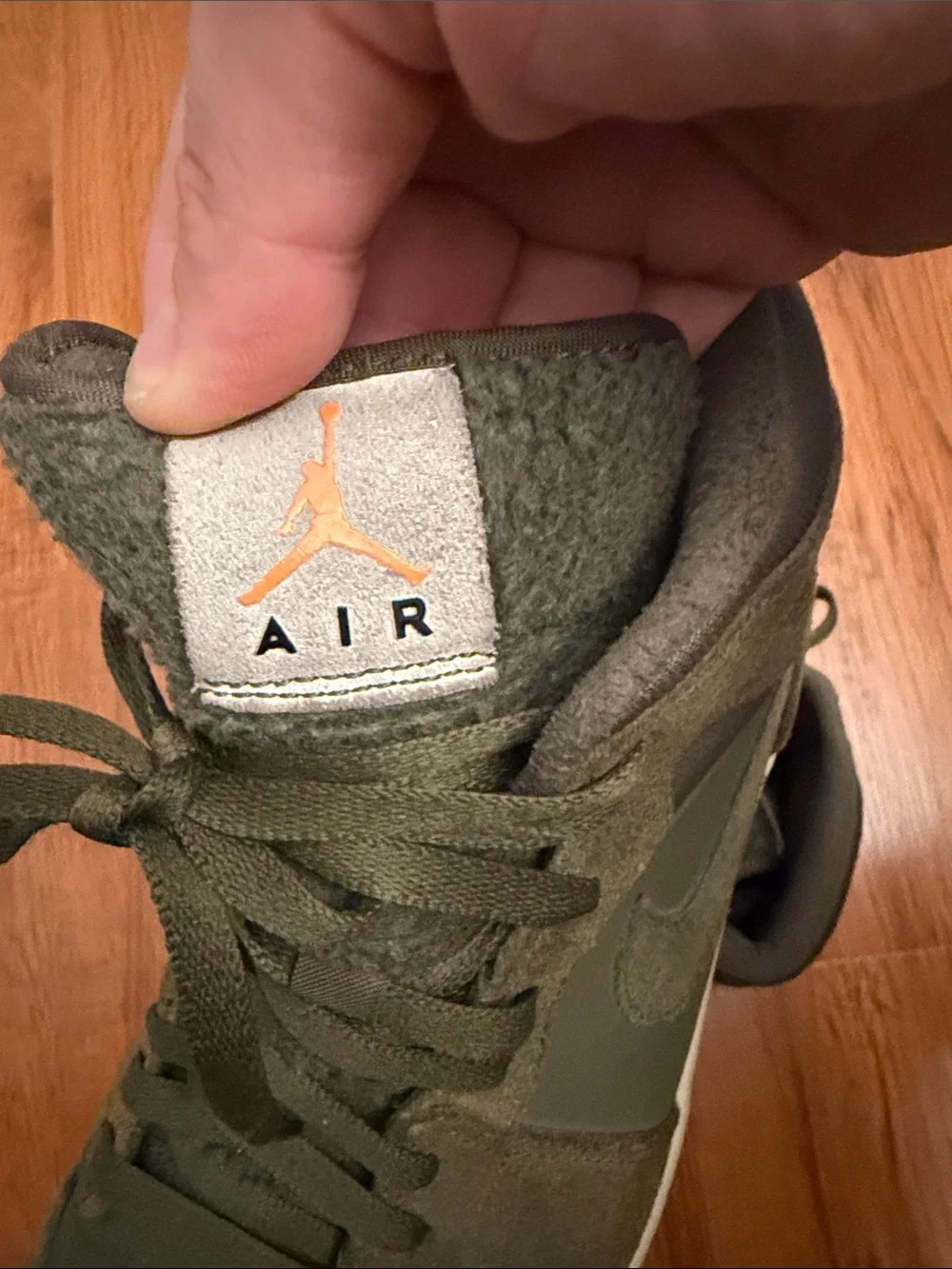 Air Jordan 1 Retro Mid 'Olive Canvas', size 10, with flaws